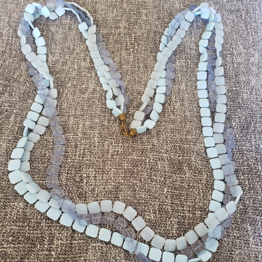 Vintage 50s, 60s Plastic Necklace